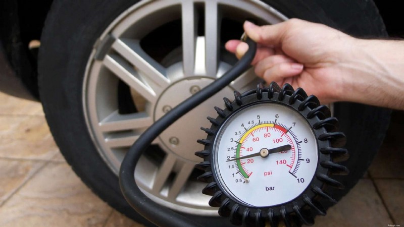 Ford TPMS återställning på ett enkelt sätt:steg-för-steg för F-150, Explorer &Escape (2008-2026) 