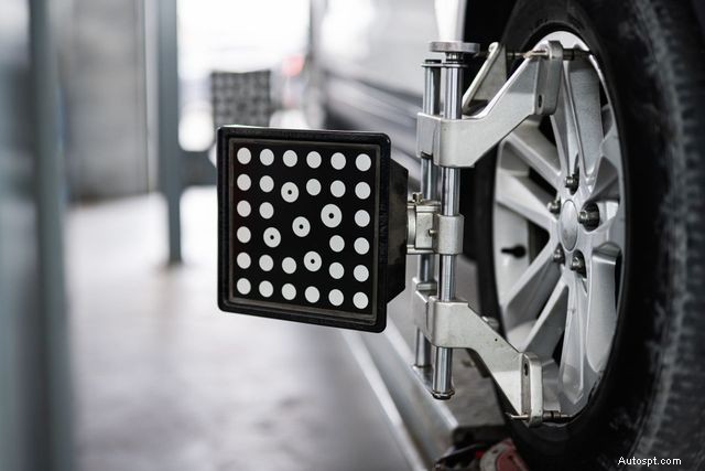 Hybrid- och elfordonsunderhållsguide för Morristown-förare – batterivård, vinterförberedelser och säker körning 