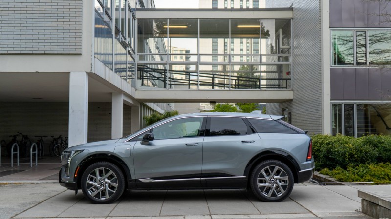 2026 Cadillac Optiq Review:En lyxig kompakt elbil som levererar stil, komfort och banbrytande teknologi 