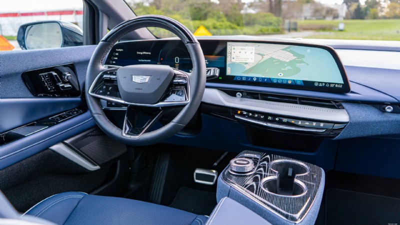 2026 Cadillac Optiq Review:En lyxig kompakt elbil som levererar stil, komfort och banbrytande teknologi 