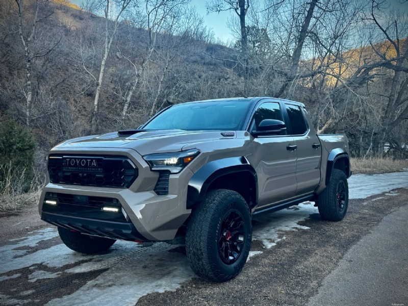Varför Toyota Tacoma TRD 2026 överträffar Trailhunter:5 viktiga fördelar 
