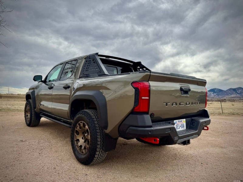 Varför Toyota Tacoma TRD 2026 överträffar Trailhunter:5 viktiga fördelar 