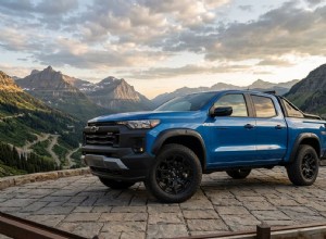 2025 Chevy Colorado Trail Boss-recension:Oöverträffad off-road kraft och värde 