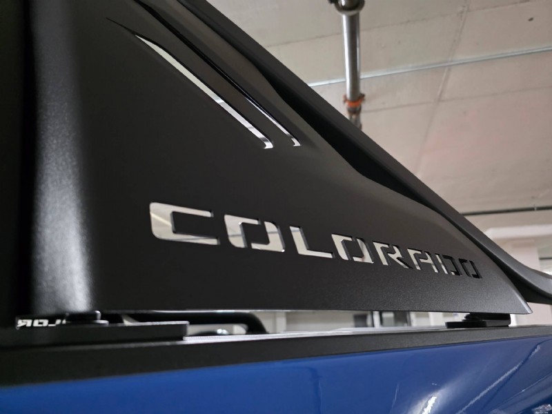 2025 Chevy Colorado Trail Boss-recension:Oöverträffad off-road kraft och värde 