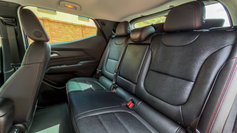 Recension av 2027 Chevrolet Bolt:Varför den senaste modellen möter uppsägningsrykten 