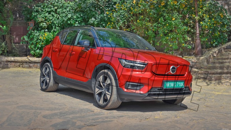 2022 Volvo XC40 Recharge Standard – Exteriöröversikt 