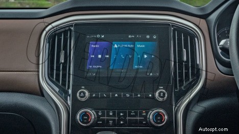 Mahindra Scorpio‑N 2022 Z8L Bensin MT:6-växlad, 6-sitsig interiör – fullständiga specifikationer och höjdpunkter 