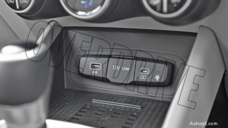 Hyundai Venue 2022 1.2 Kappa MT SX – Dual-Tone Interior Review 