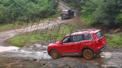 Mahindra Scorpio-N 2022 Z8L bensin – 6-växlad manuell, elegant exteriör 
