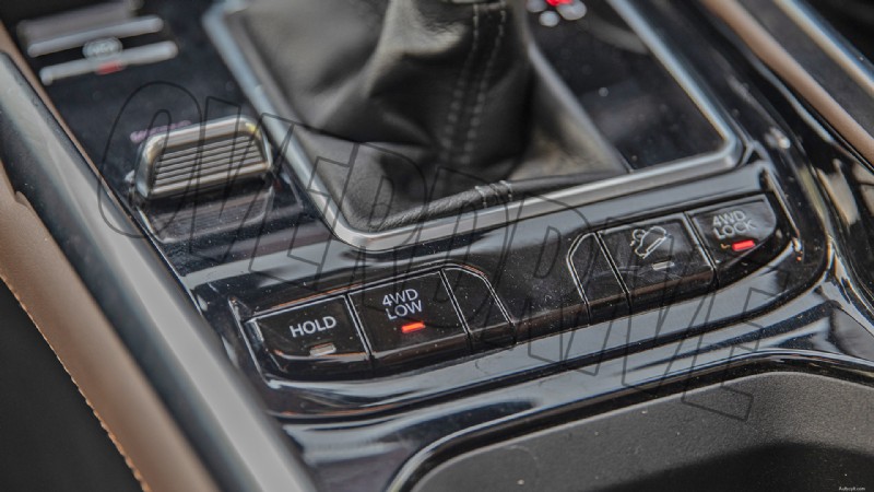 Inuti 2022 Jeep Meridian Limited:Lyxfunktioner och komfort 