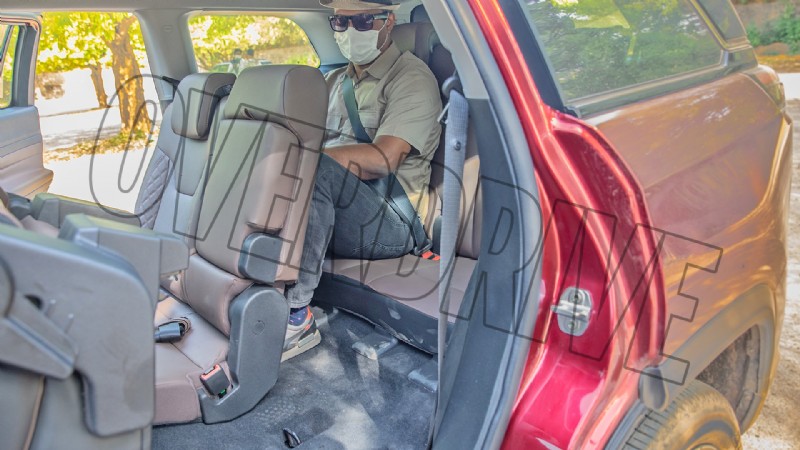 Inuti 2022 Jeep Meridian Limited:Lyxfunktioner och komfort 