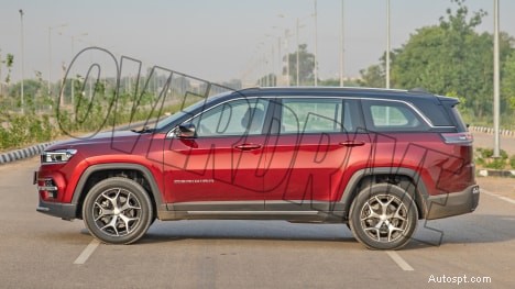Utforska Jeep Meridian 2022 Limited Exterior – Premium Design &Robust Performance 
