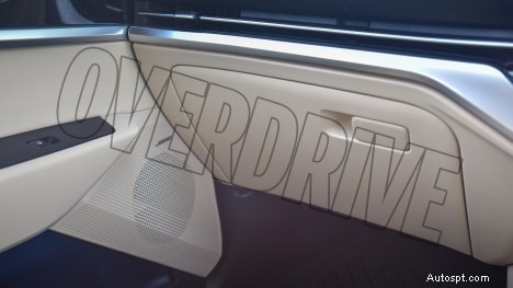 2022 Kia Carens Luxury Plus – 7-sitsig, 1,5 liters motor, 6-växlad automatisk interiör 