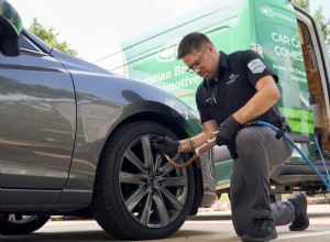 Christian Brothers Automotive lanseras på plats:Mobil reparationstjänst för fordonsvård på plats 