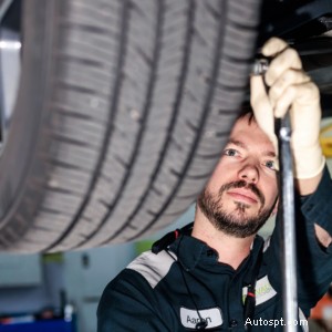 Master German Car Care:Experttips för långtidsprestanda 