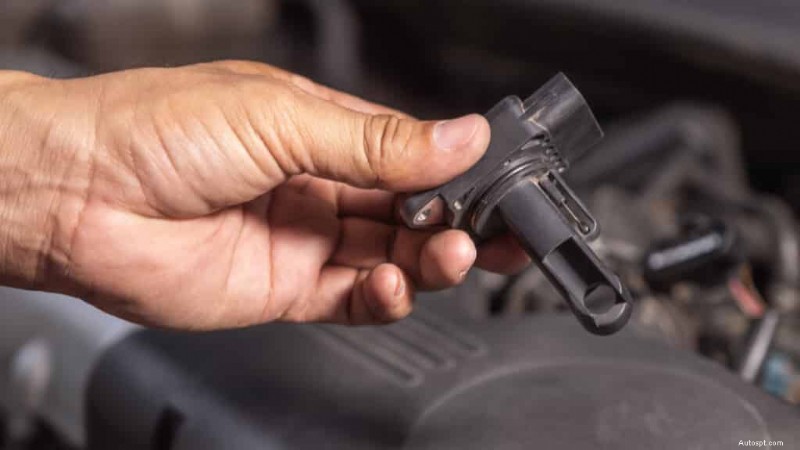 Jeep Check Engine Light:Vad det betyder, vanliga orsaker och snabba lösningar 