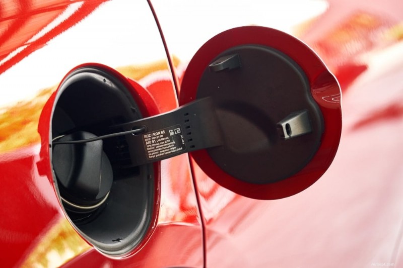 Honda Accord tanklock Varning:orsaker, symtom och snabba lösningar 
