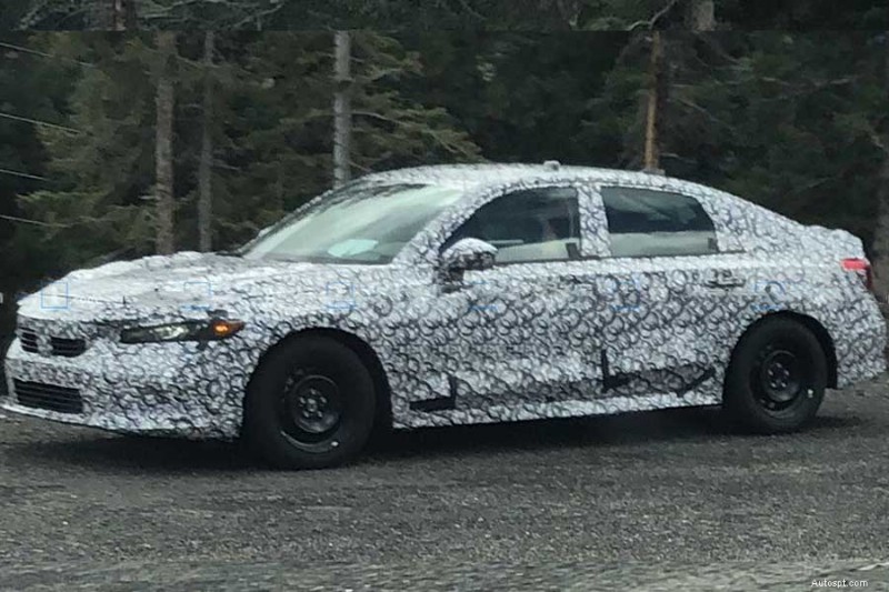 Honda presenterar en smygtitt på nästa generations Civic inför debuten den 17 november 