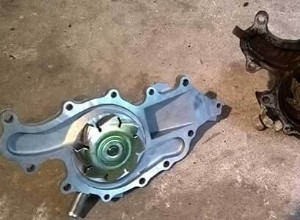 Känner igen de höga ljuden från en felaktig vattenpump 