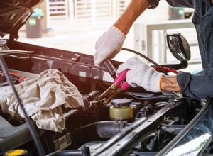 5 viktiga orsaker som utlöser din bils kontrollmotorlampa 