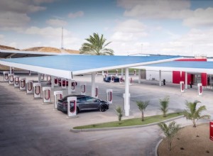Köpa en Tesla? Viktiga insikter som alla potentiella ägare bör känna till 