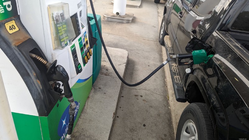Konsekvenserna av att blanda diesel med bensin i din bil 