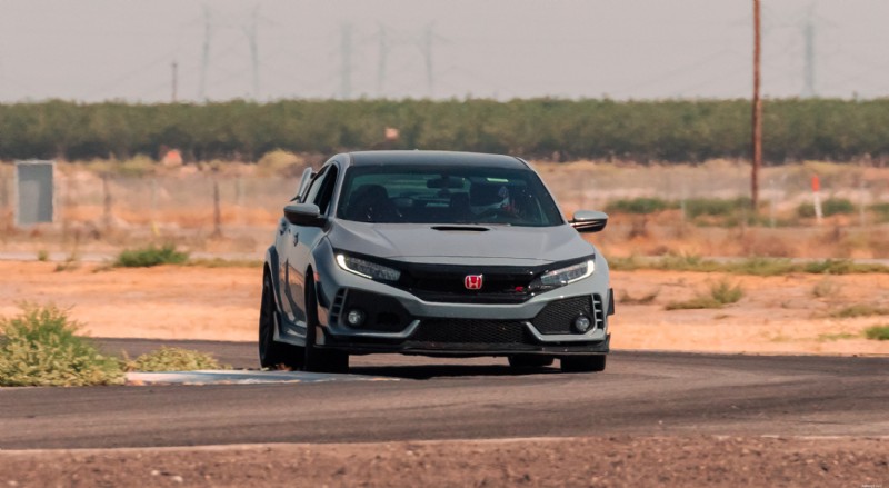 Revving Up My 2019 Honda Civic Type R:Förbättra hastigheten med Downforce-modifieringar 