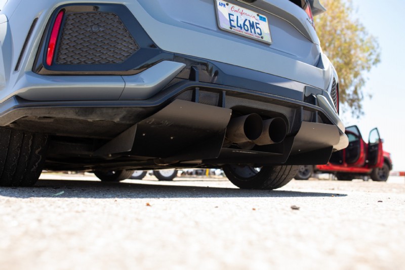 Revving Up My 2019 Honda Civic Type R:Förbättra hastigheten med Downforce-modifieringar 