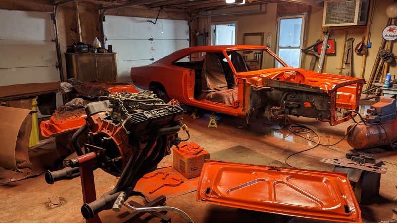 Återuppliva en klassiker:Transforming My 1969 Dodge Charger with Industrial Paint 