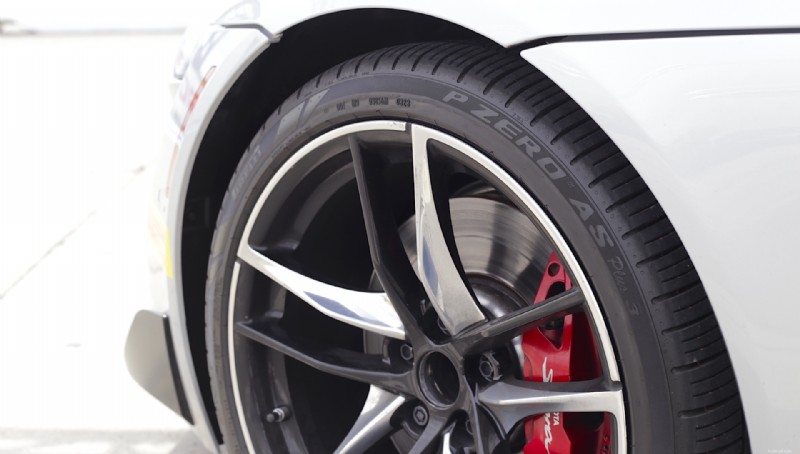 Pirelli P Zero AS Plus 3 recension:Helårsdäcket som levererar prestanda och tillförlitlighet 