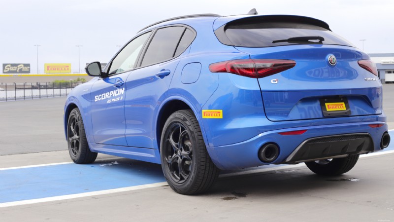 Pirelli P Zero AS Plus 3 recension:Helårsdäcket som levererar prestanda och tillförlitlighet 