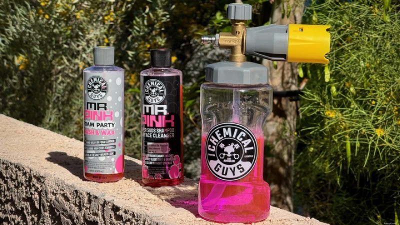 Chemical Guys Big Mouth Foam Cannon &Mr Pink Foam Party Review:En premium biltvättupplevelse 
