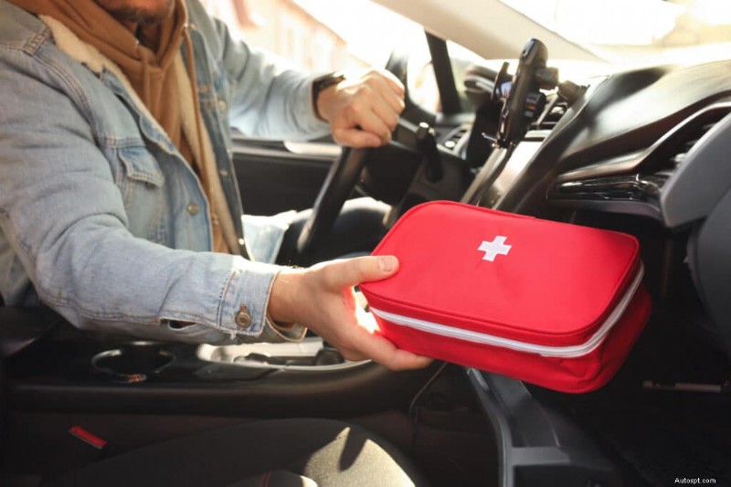 Essential Car Emergency Kit:måste ha artiklar för oväntade haverier 