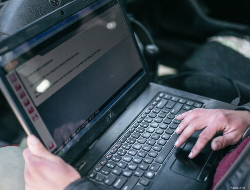 Att förstå moderna biljusteringar:varför de är viktiga för livslängd 