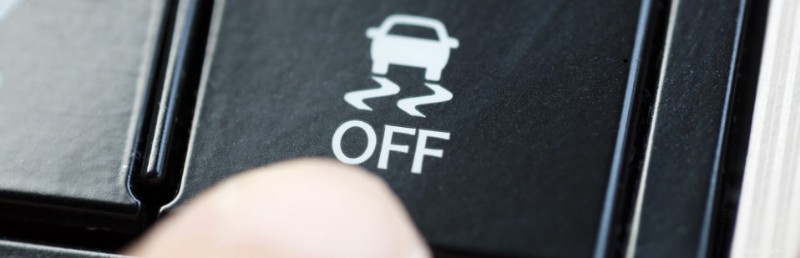 Traction Control:Hur det räddar liv – och dess begränsningar 
